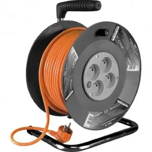 Pagarinātājs – spole StrendPro 50 m 3 x 1,5 Pagarinātājs – spole StrendPro 50 m 3 x 1,5