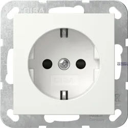 Gira 475503 — SCHUKO Socket Outlet System 55 16 A 250 V~ with Increased Contact Protection (Safety Plus) without Mounting Claws, Pure White Glossy