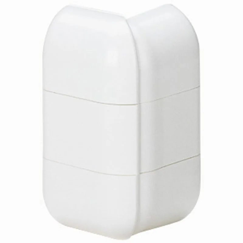Legrand Skirting Board Outer Corner DLP 80×20mm, White, RAL 9010 033746