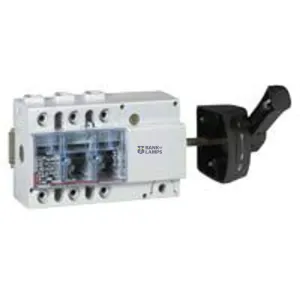 Legrand 022544 — Switch Disconnector Vistop 125 A, 3P, 5 modules, Black, 70 kW, side 7.5 Legrand 022544 — Switch Disconnector Vistop 125 A, 3P, 5 modules, Black, 70 kW, side 7.5