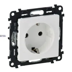 Legrand 753109 — Socket Outlet Valena Life Shuttered, Clamp Contact, 60Hz, RAL 9003, Child Protection