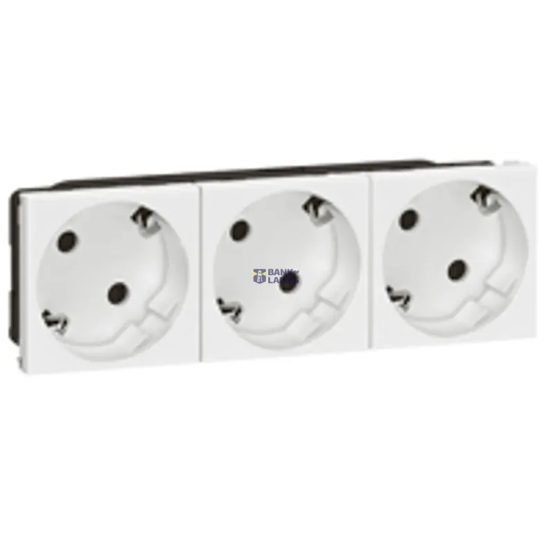 Legrand Socket Mosaic 2P+E, 16 A, 250 V, IP40, IK07, 6 Modules 077253