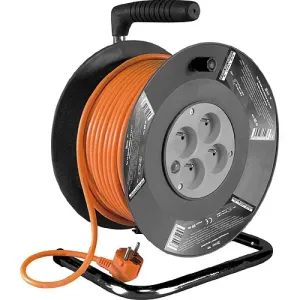 Pagarinātājs – spole StrendPro 25 m 3 x 1,5 Pagarinātājs – spole StrendPro 25 m 3 x 1,5