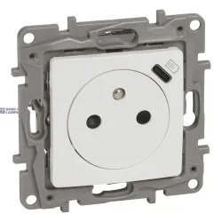 Legrand 764536 — розетка Outlet 2P+T, 16A, 250V, 60Hz, USB Type-C