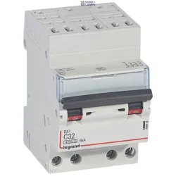 Legrand 406922 — автоматический выключатель IP20, 32A, 6kA, 4.5kA, 400V, 4500A, 60Hz, 4P