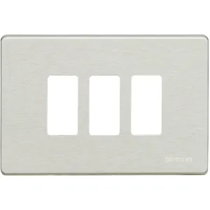 BTicino 503/3/X — Cover Plate Magic 3 Modules, IP20, Grey, 118×80×7mm BTicino 503/3/X — Cover Plate Magic 3 Modules, IP20, Grey, 118×80×7mm